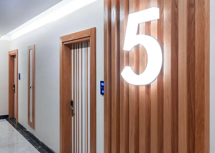 Graf Victor Mahmutlar